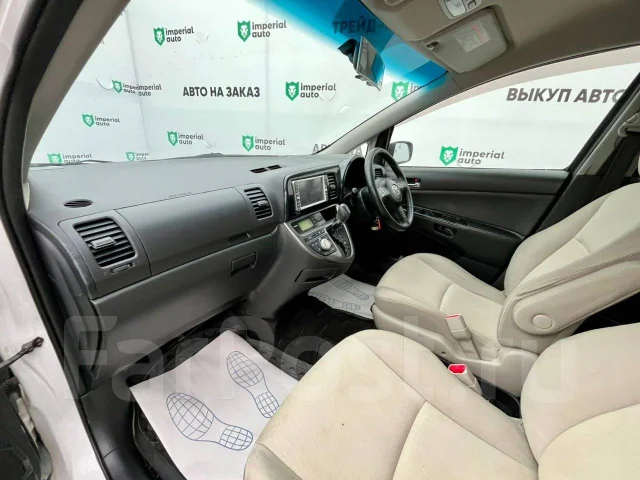 Toyota Wish. ��������, 4wd, 1.8 (125��.�.), ������, 195 000����. �� ����