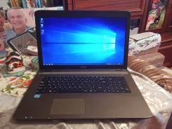 DNS. 17", 2,5����, ��� 4 ��, ���� 240���, WiFi: 1, Bluetooth: 1 ����