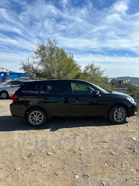 Toyota Corolla Fielder. ��������, ��������, 1.5 (109��.�.), ������, 79����. �� ����