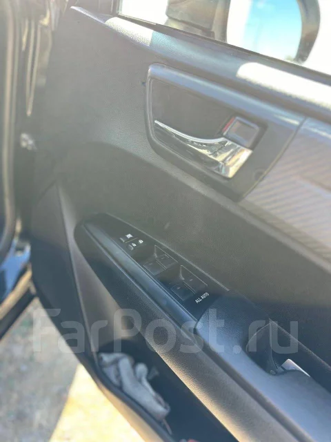 Toyota Corolla Fielder. ��������, ��������, 1.5 (109��.�.), ������, 79����. �� ����