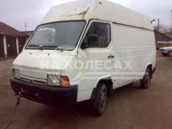�������� ���� Nissan Trade 1 ����