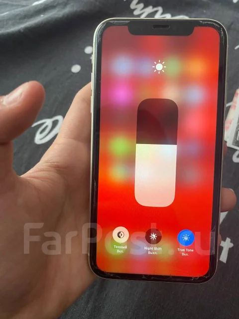 Apple iPhone 11. �/�, 64 ��, �����, 3G, 4G LTE, NFC ����