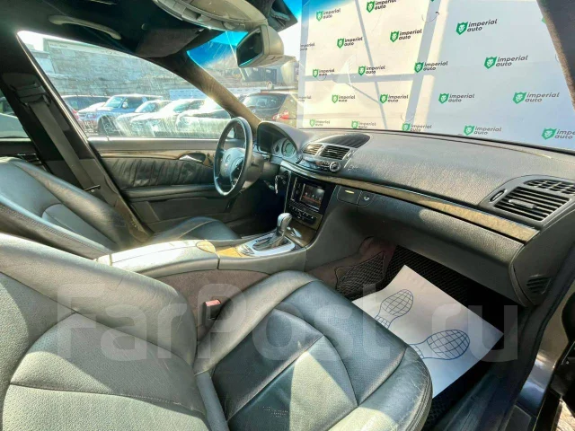 Mercedes-Benz E-Class. �������, ������, 5.0 (306��.�.), ������, 248 000����. �� ����
