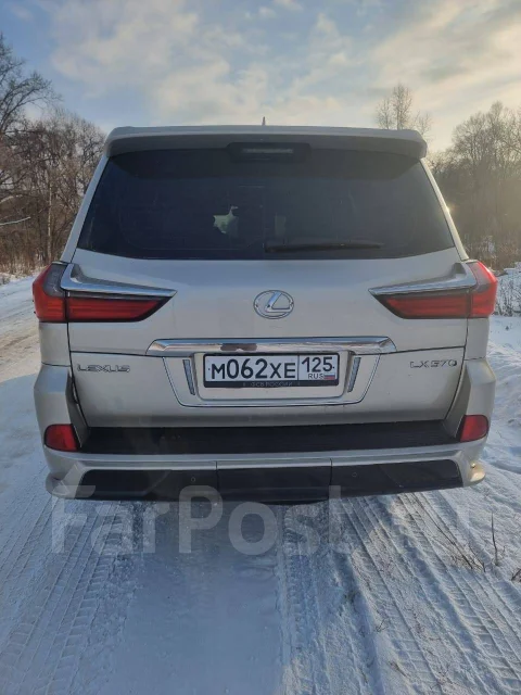 Lexus LX570. �������, 4wd, 5.7 (367��.�.), ������, 210 125����. �� ����
