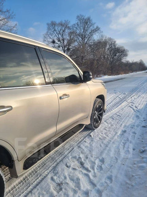 Lexus LX570. �������, 4wd, 5.7 (367��.�.), ������, 210 125����. �� ����