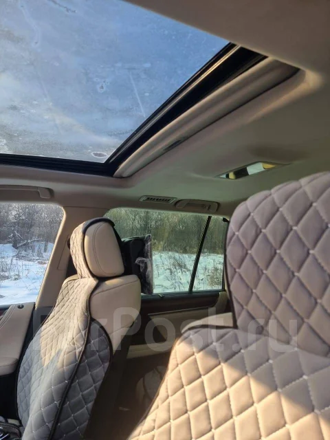 Lexus LX570. �������, 4wd, 5.7 (367��.�.), ������, 210 125����. �� ����