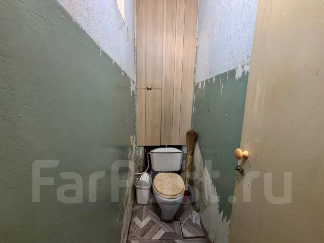 3-���������, ��� ����������� ����� ��������� 4. ���������� �����, ���������, 57,8���.��., 4/5 ���� ����