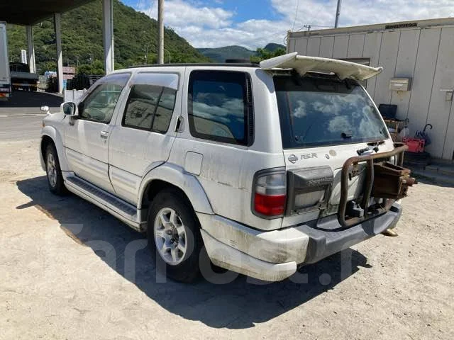 Nissan Terrano Regulus. JRR50, QD32ETI ����