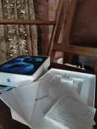 Apple iPad Air 5. 9.7 ������, ������ 64 �� ����