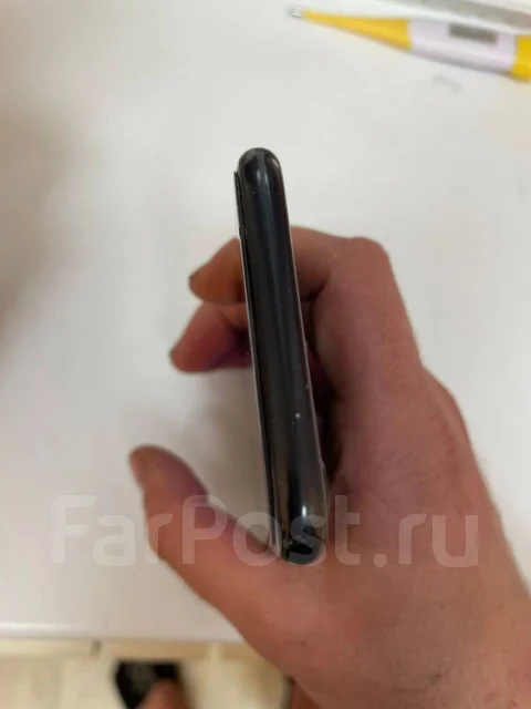 Apple iPhone SE. �/�, 64 ��, ������, 4G LTE ����