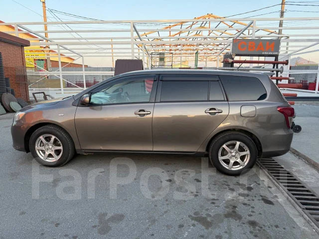 Toyota Corolla Fielder. ��������, ��������, 1.5 (105��.�.), ������, 260 000����. �� ����