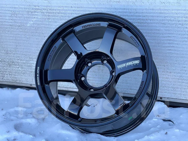 RAYS Volk Racing TE37. 9.0x18", 6x139.7, ET0, �� 106,1���. ����