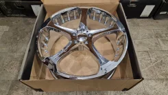 Giovanna Dalar-5. 9.0/10.5x21", 5x114.3, ET35/40, �� 66,6���. ����