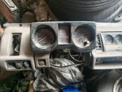 Isuzu Trooper. 2.6 4ZE1 ����