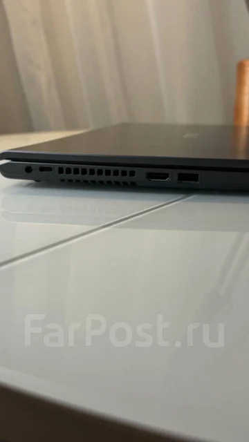 Asus ExpertBook P1. 15.6", 2,4����, ��� 8 ��, ���� 512���, WiFi: 1, Bluetooth: 1 ����