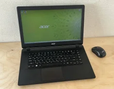 Acer Aspire ES1-522. 15.6", 1,8����, ��� 8 ��, ���� 256���, WiFi, Bluetooth, ����������� �� 1��. ����