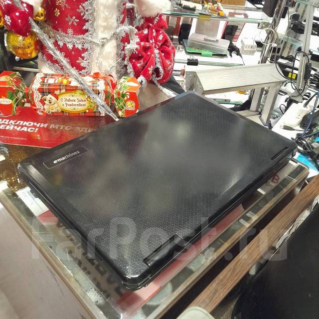 eMachines E630. 15.6", 1,9����, ��� 3072 ��, ���� 250���, WiFi: 1 ����