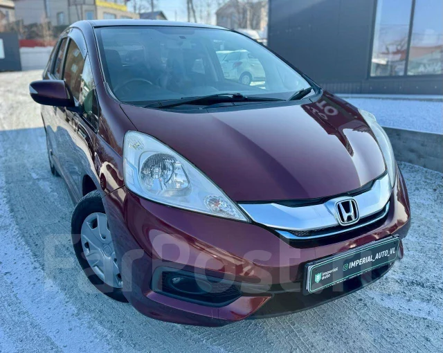 Honda Fit Shuttle. ��������, ��������, 1.3 (88��.�.), ������, 185 000����. �� ����
