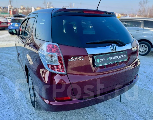 Honda Fit Shuttle. ��������, ��������, 1.3 (88��.�.), ������, 185 000����. �� ����