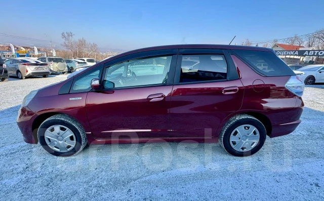 Honda Fit Shuttle. ��������, ��������, 1.3 (88��.�.), ������, 185 000����. �� ����