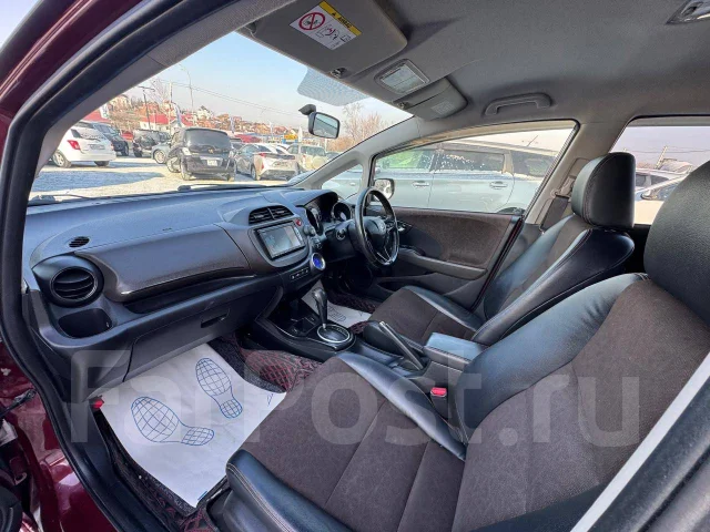 Honda Fit Shuttle. ��������, ��������, 1.3 (88��.�.), ������, 185 000����. �� ����