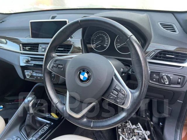BMW X1. DBAHS20, B48A20A ����