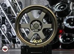 RAYS Volk Racing TE37V. 9.0x18", 5x114.3, ET25, �� 73,1���. ����