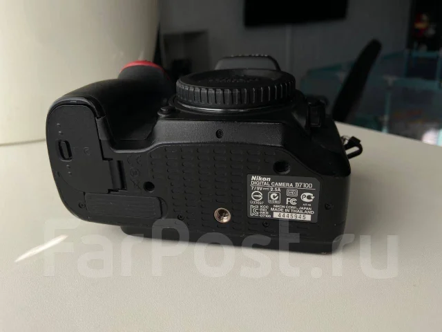 Nikon D7100 ����