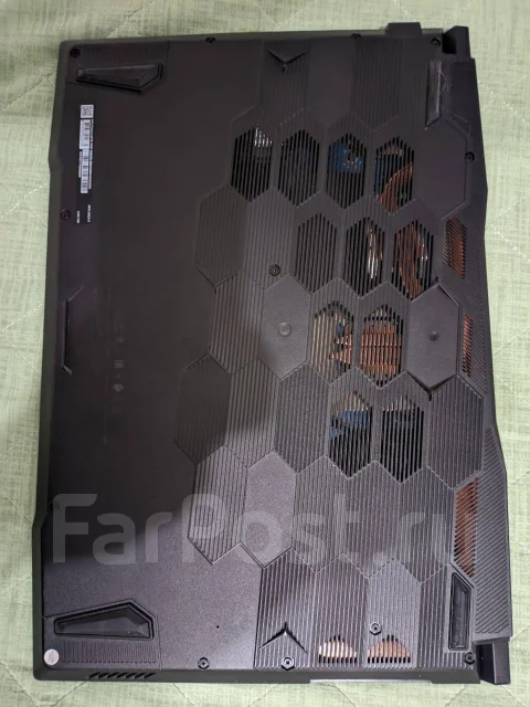 MSI Katana GF76 12UC. 17.3", 2����, ��� 16 ��, ���� 512���, WiFi: 1, Bluetooth: 1, ����������� �� 4��. ����