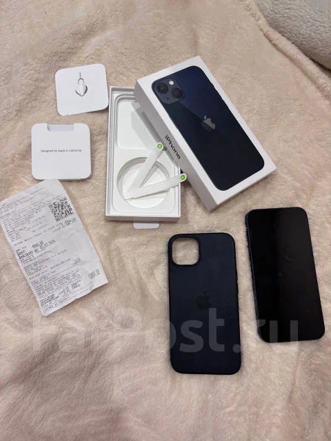 Apple iPhone 13. �/�, 256 ��, �����, 3G, 4G LTE, NFC ����