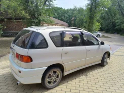 Toyota Ipsum. �������, 4wd, 2.0 (135��.�.), ������, 270 000����. �� ����