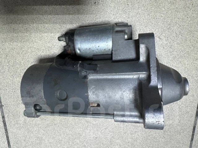 ������� Mazda Bongo, Nissan Vanette RF, R2 RF1H18400 ����