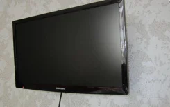 Samsung. LCD (��) ����