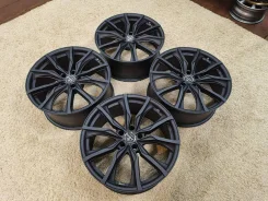 Weds Kranze Verae. 8.5/9.5x20", 5x114.3, ET35/35, �� 73���. ����