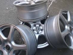 Toyota. x17", 5x114.3 