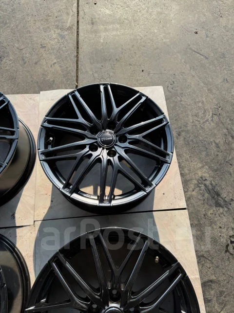 Topy Sibilla. 7.0x17", 5x114.3, ET38, �� 73,1���. ����