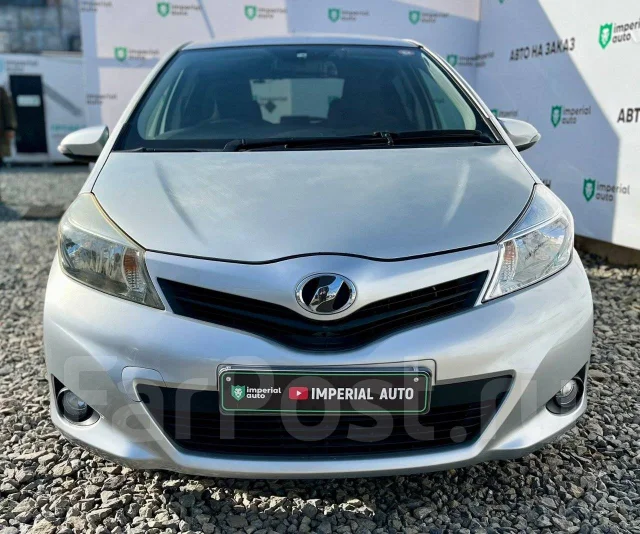 Toyota Vitz. ��������, ��������, 1.0 (69��.�.), ������, 100 000����. �� ����