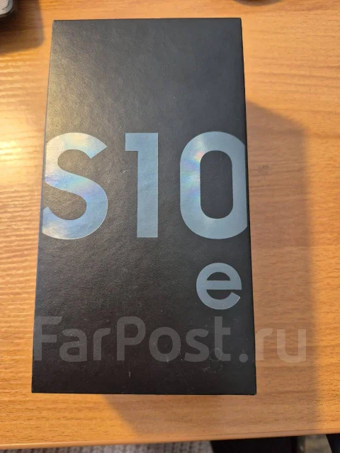 Samsung Galaxy S10e. �/�, 128 ��, �����, 3G, 4G LTE, NFC ����