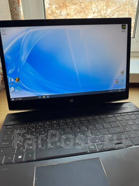 HP Pavilion. 15.6", ��� 8 ��, WiFi: 1, Bluetooth: 1, ����������� �� 6��. ����