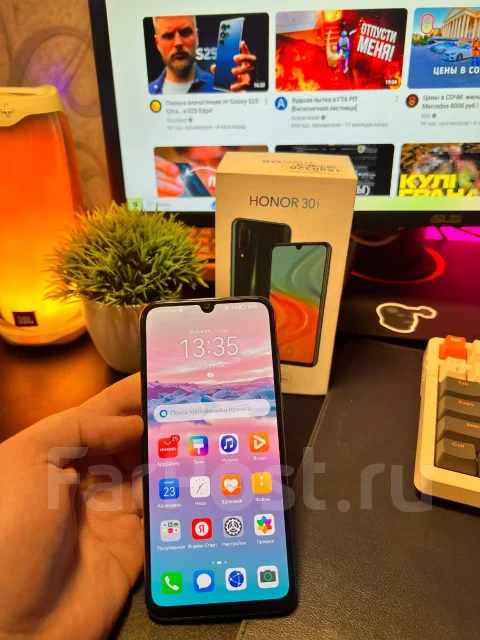Honor 30i. �/�, 128 ��, �����, �������, 3G, 4G LTE, Dual-SIM, NFC ����