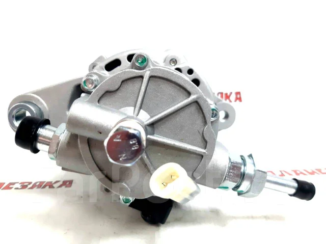 ��������� Mitsubishi Canter 4DR5 / 4DR7 (12V) ME001570 ����