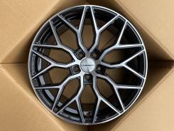 Vossen HF-2. 8.0x18", 5x114.3, ET35, �� 67,1���. ����