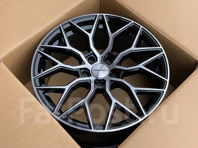 Vossen HF-2. 8.0x18", 5x114.3, ET35, �� 67,1���. ����