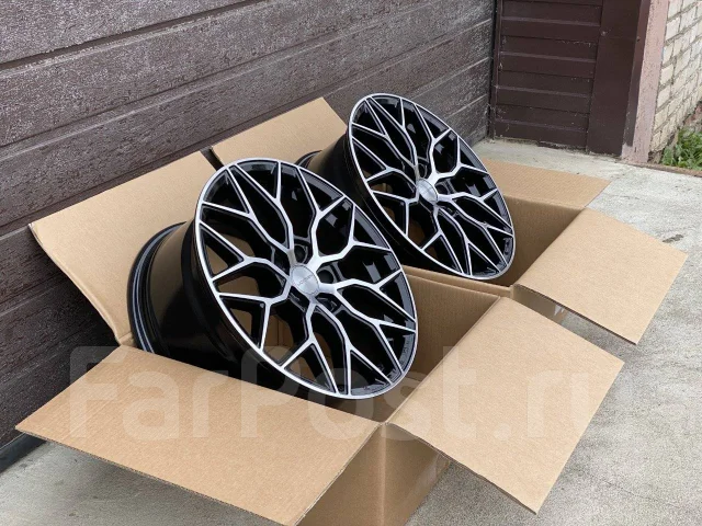Vossen HF-2. 7.5x17", 5x114.3, ET35, �� 67,1���. ����