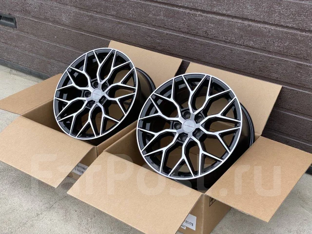 Vossen HF-2. 7.5x17", 5x114.3, ET35, �� 67,1���. ����