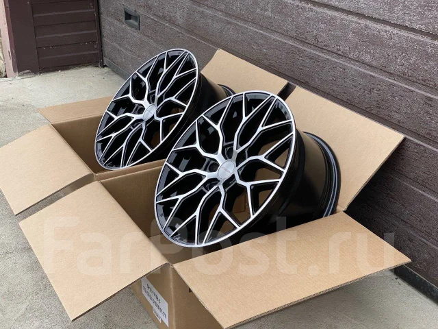 Vossen HF-2. 7.5x17", 5x114.3, ET35, �� 67,1���. ����