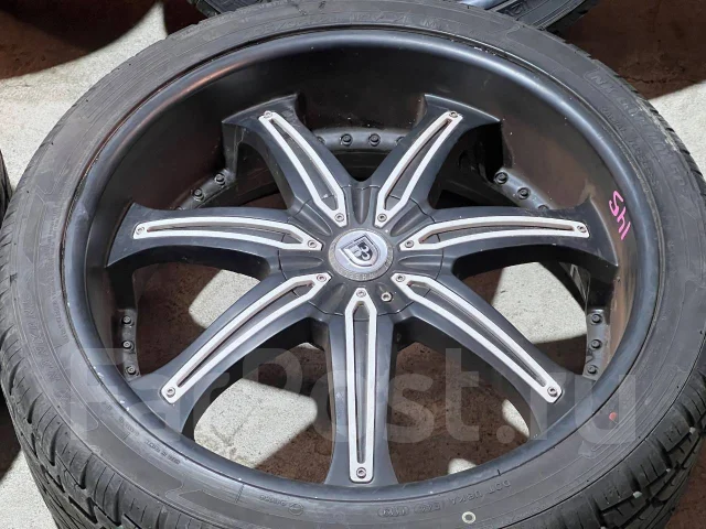 Lexani. 9.5x24", 6x139.7, ET15 ����