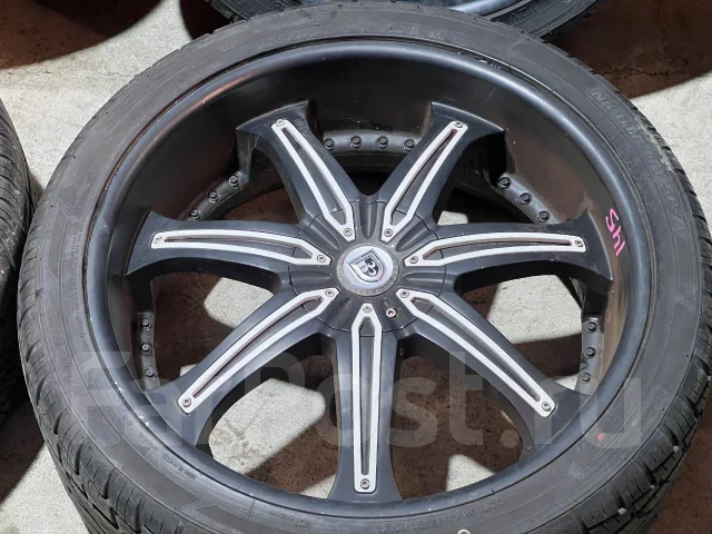 Lexani. 9.5x24", 6x139.7, ET15 ����