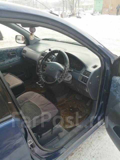 Toyota Ipsum. �������, ��������, 2.0, ������, 208����. �� ����