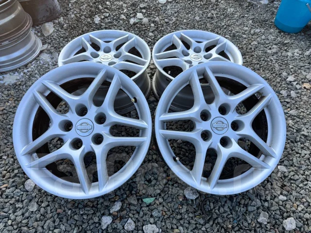 Original Nissan R16 5x114.3 Made in Japan, 16